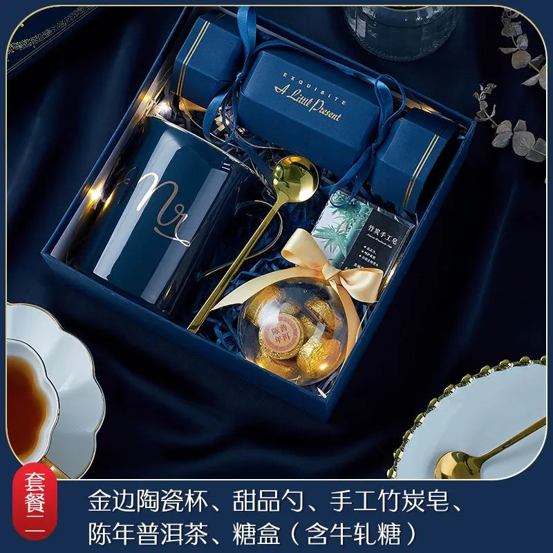 Best man souvenir female bridesmaid wedding wedding men's practical birthday full moon return gift business education banquet gift box