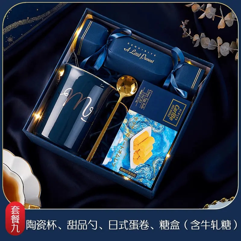 Best man souvenir female bridesmaid wedding wedding men's practical birthday full moon return gift business education banquet gift box